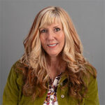 200x200__0007_Debra Helland.jpg