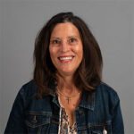 200x200__0031_Pamela Crumpacker.jpg